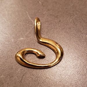 Premier Jewelry Necklace Enhancer